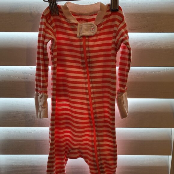 Sleeper - Picture 1 of 7